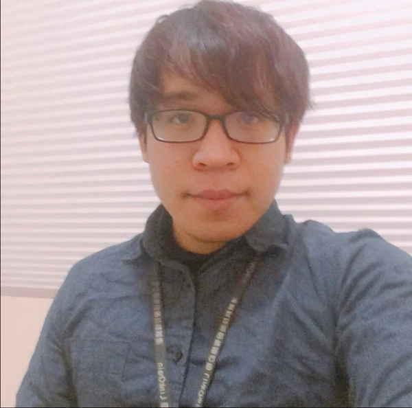 余士鵬